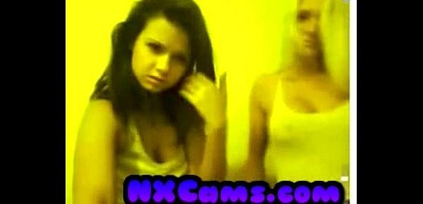  Two Webcam Lesbos